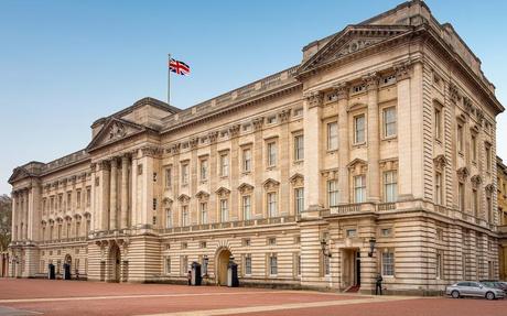 How to get tickets to the hidden areas of Buckingham Palace