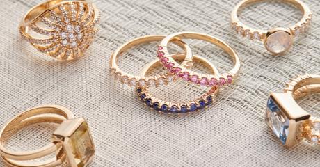 Embracing Motherhood Across the Globe: The Origins of Mother's Day and the Art of Personalized Gifting 4 Origins of Mother's Day and the Art of Personalized Gifting