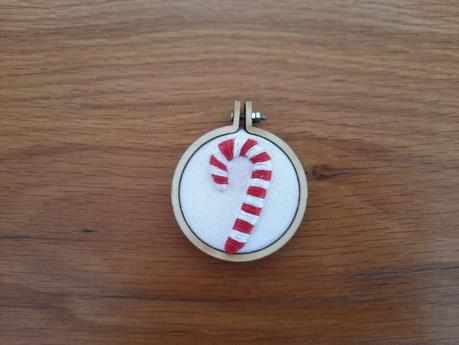 Ideas for embroidered Christmas tree ornaments Ideas for embroidered Christmas tree ornaments