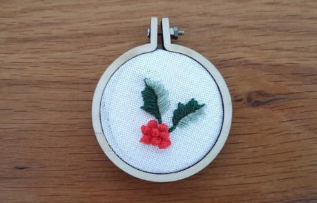 Embroidered Christmas ornaments: holly leaves and berries