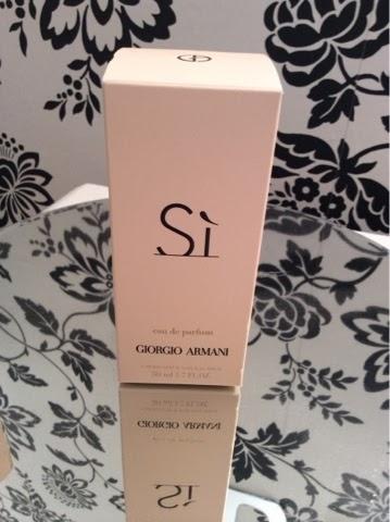 Giorgio Armani || 'Si' Review