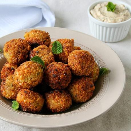 Falafel with Minted Tahini Yoghurt