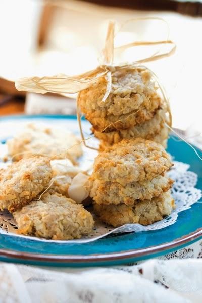 Christmas coconut cookies with cardamom