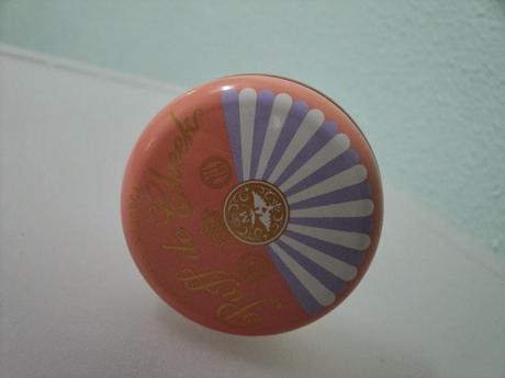 Makeup Look feat Majolica Majorca Orange Blusher