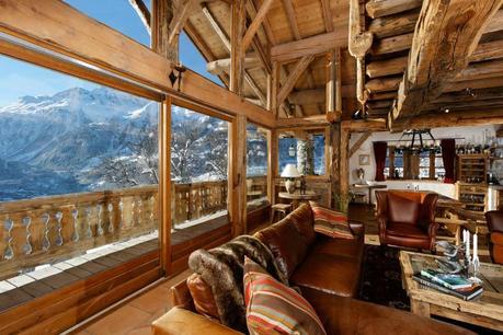Romantic ski chalet in the French Alps