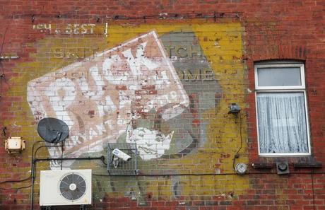 Ghost signs (104): Puck matches, Leeds