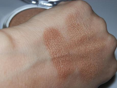 The+Balm+Betty+Lou+Manizer+Swatches+19