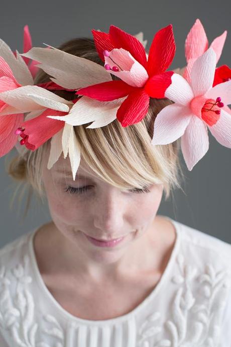 Valentine's paper flower wreath