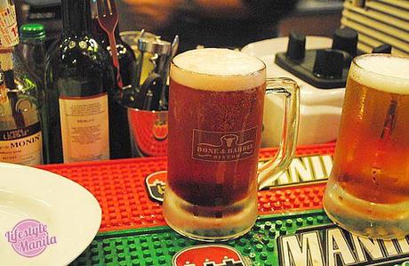 Bone-and-Barrel-Bistro-Wildberry-Beer