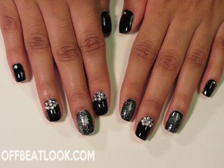 Black Nail Design