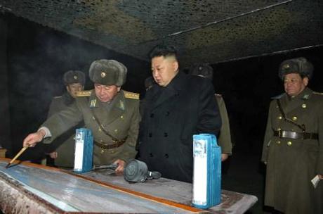 Kim Jong Un is briefed on exercises by KPA Unit #323. (Photo: Rodong Sinmun).