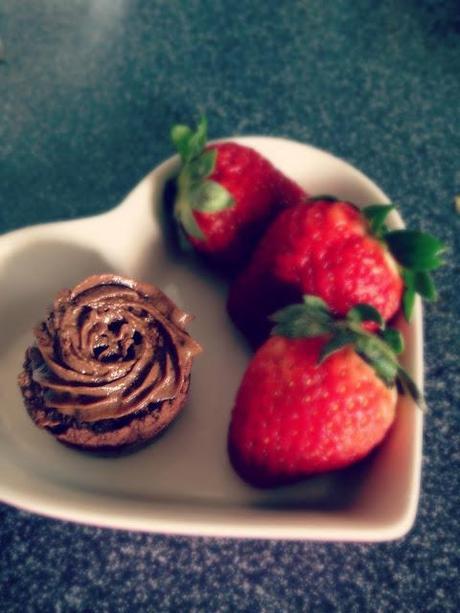 Coconut Flour Chocolate Cupcakes with Avocado- Chocolate Frosting