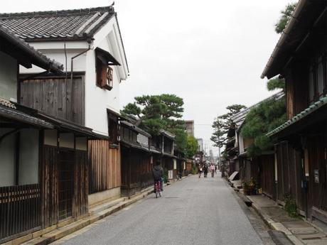 PA050159 近江商人の繁栄を偲ぶ近江八幡 / Omihachiman.. a castle town with a nostalgic atmosphere.