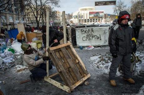 Activities during the lull include preparations for further fighting. (foto: Ilya Varlamov)