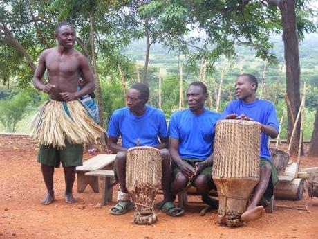 Culture of Uganda. Drummers and dancers, Kikorongo, Uganda