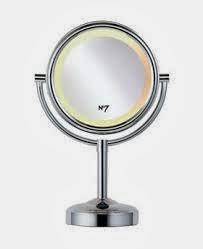 No7 Illuminated Makeup Mirror