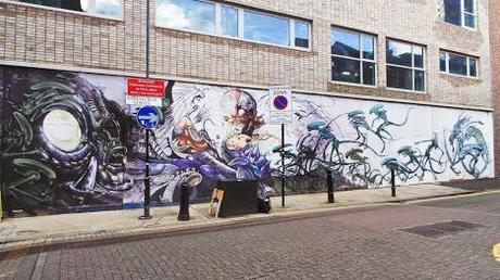 Aliens Wall in Shoreditch