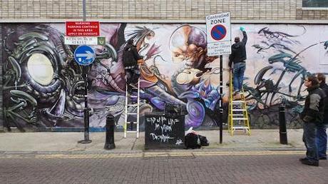 Aliens Wall in Shoreditch