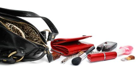 Cleaning the inside of your handbag