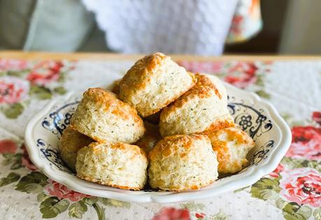 Cheddar Cheese & Chive Scones