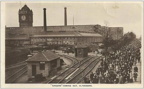 People leaving Singer Sewing Machine Factory, Clydebank (Scotland) (Wikimedia Commons)