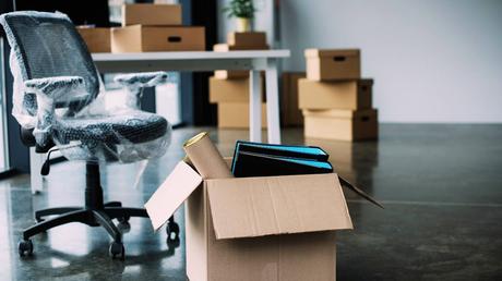 Relocating for Work? How to Sell Your House Fast and Relocate Worry-Free