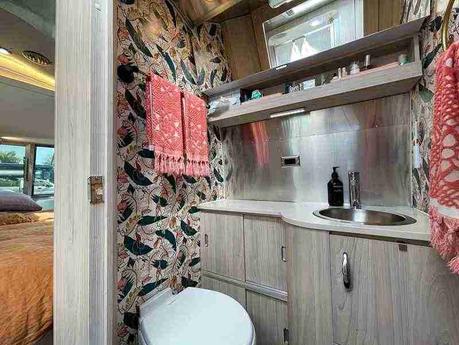 Easy : How to keep an RV cool in extreme heat 101 1 RV interior