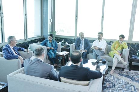 High-level Delegation of World Bank Calls on Minister of State for IT Shaza Fatima