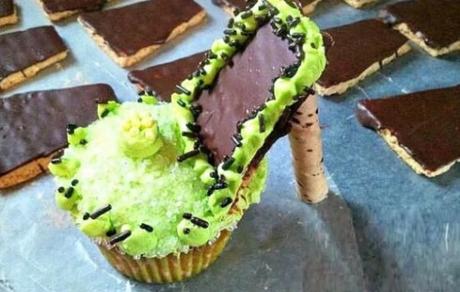 Light Green High Heels Cupcakes