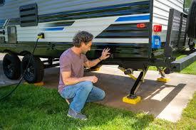 A Comprehensive Guide: How to Stabilize an RV Trailer 1 how to stabilize an rv trailer