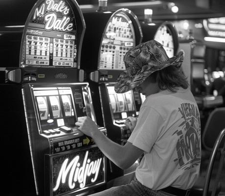 Ten Historic Slot Machine Moments Worth Knowing About