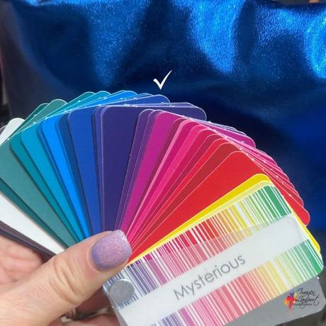 How to Use a Colour Swatch When Shopping and Match Colours to Your Palette