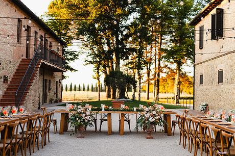 romantic-wedding-spectacular-san-galgano-abbey-tuscany_25