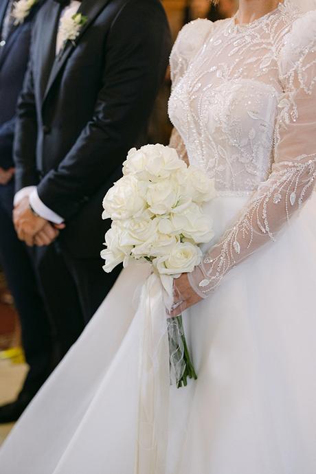fairytale-wedding-kefalonia-beautiful-white-florals_18