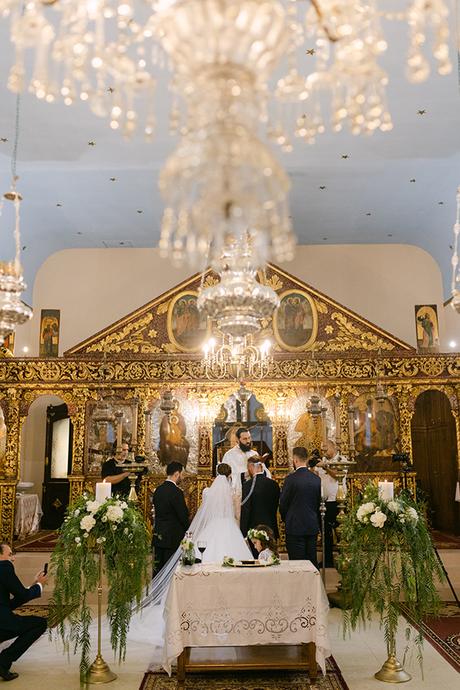 fairytale-wedding-kefalonia-beautiful-white-florals_19