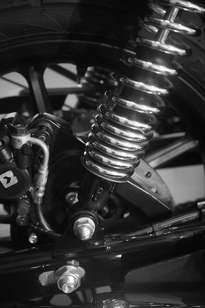 A Comprehensive Guide to the 2024 Chieftain Motorcycles: Everything You Need to Know 9 a close-up of a motorcycle