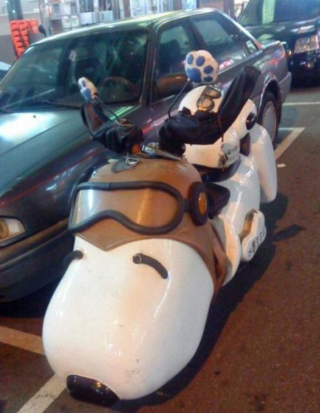 Snoopy Motorbike