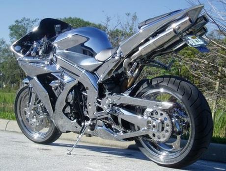 Chrome Yamaha R1