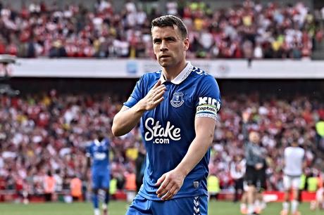 Seamus Coleman explains the dilemma over Everton’s future as the wait for contracts continues