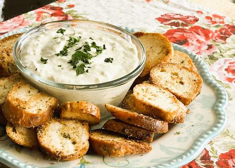 Garlic & Herb Bagel Crisps