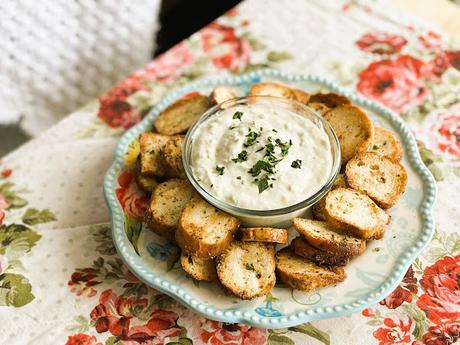 Garlic & Herb Bagel Crisps