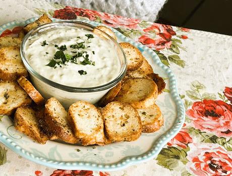 Garlic & Herb Bagel Crisps