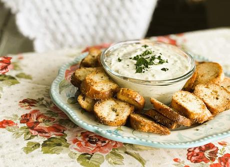 Garlic & Herb Bagel Crisps