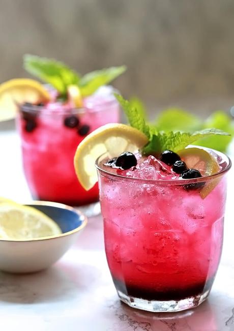 Blueberry Lemonade Vodka Cocktail