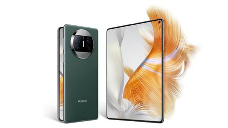 In the end, Samsung, the number one selling foldable phone in China, lost out