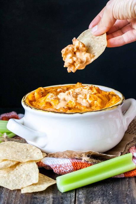 Vegan Buffalo Chicken Dip (Using Cauliflower)