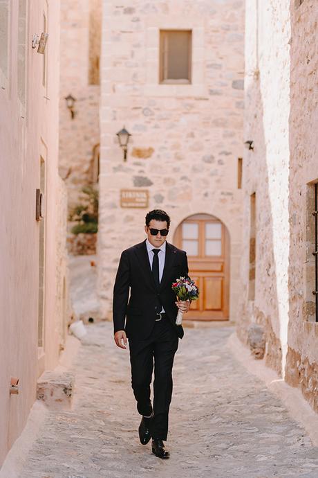 Fairytale destination wedding in Monemvasia | Karena & Constantine fairytale-destination-wedding-monemvasia_14
