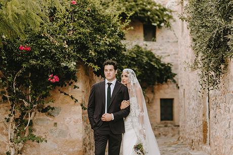 Fairytale destination wedding in Monemvasia | Karena & Constantine fairytale-destination-wedding-monemvasia_19w