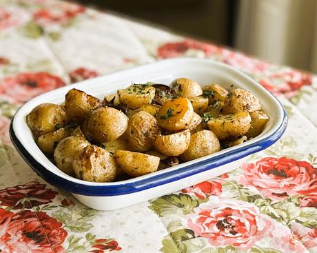 Easy Slow Roasted Greek Potatoes