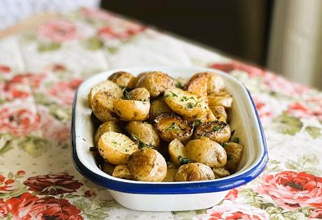 Easy Slow Roasted Greek Potatoes